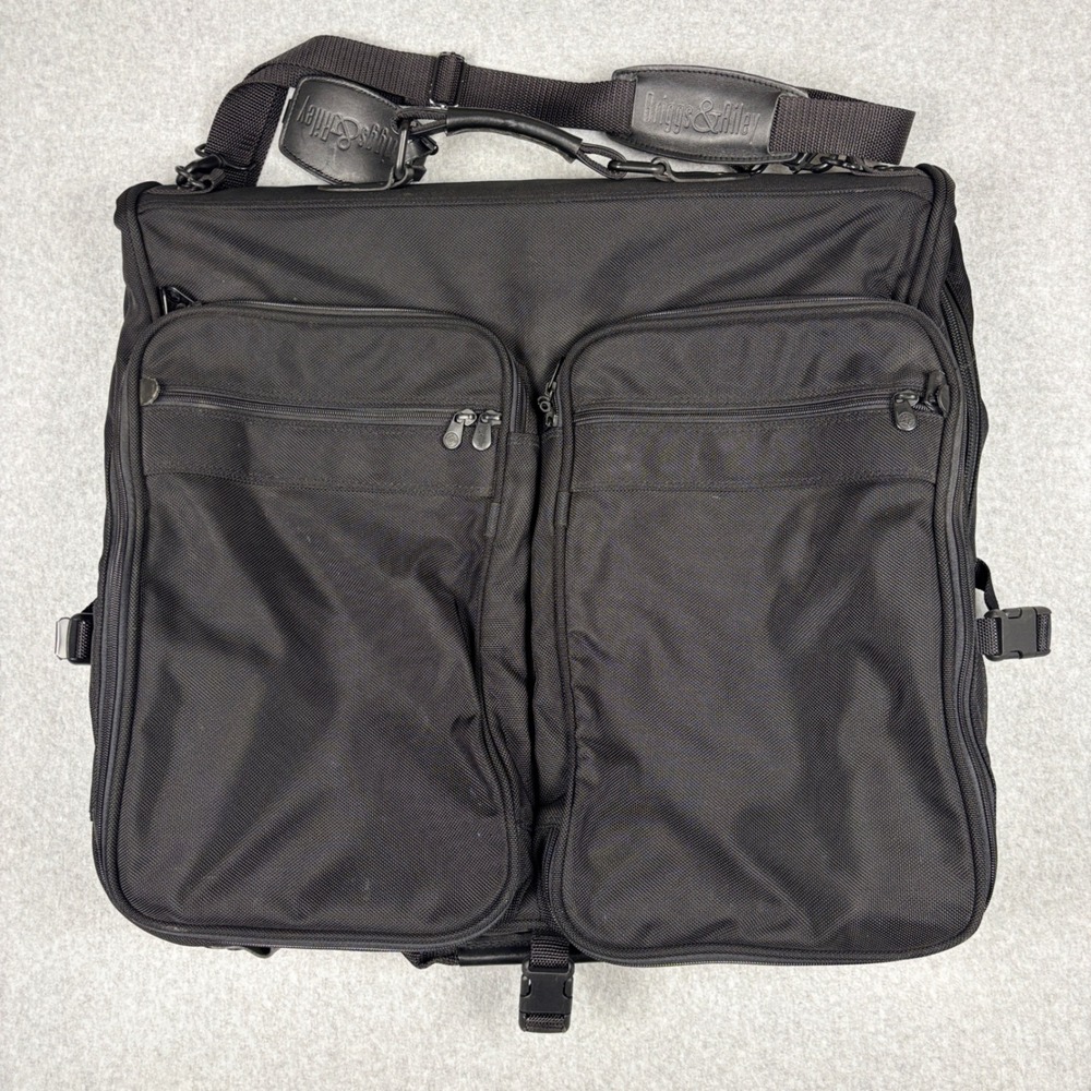 Briggs & Riley Baseline Black Ballistic Nylon Bi-Fold Garment Bag Travel